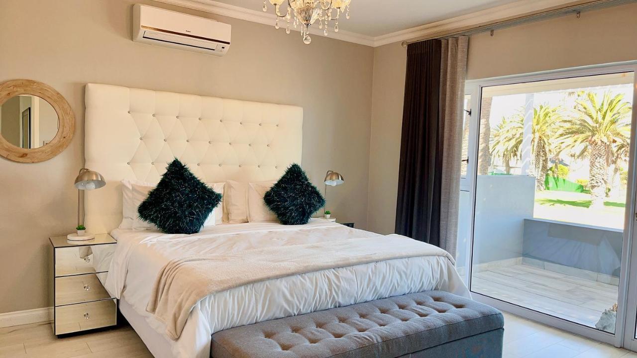 Aha! Cheers Guesthouse 拾间-海 Walvis Bay Exterior photo